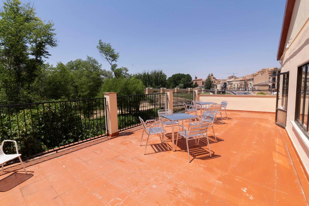 Apartamentos El Balcon Del Duero San Esteban De Gormaz Eksteriør billede